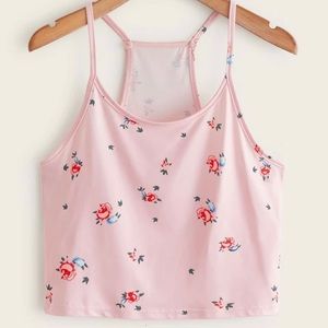 Tank tops/ Spaghetti straps/ Off the shoulders/ Sports Brad